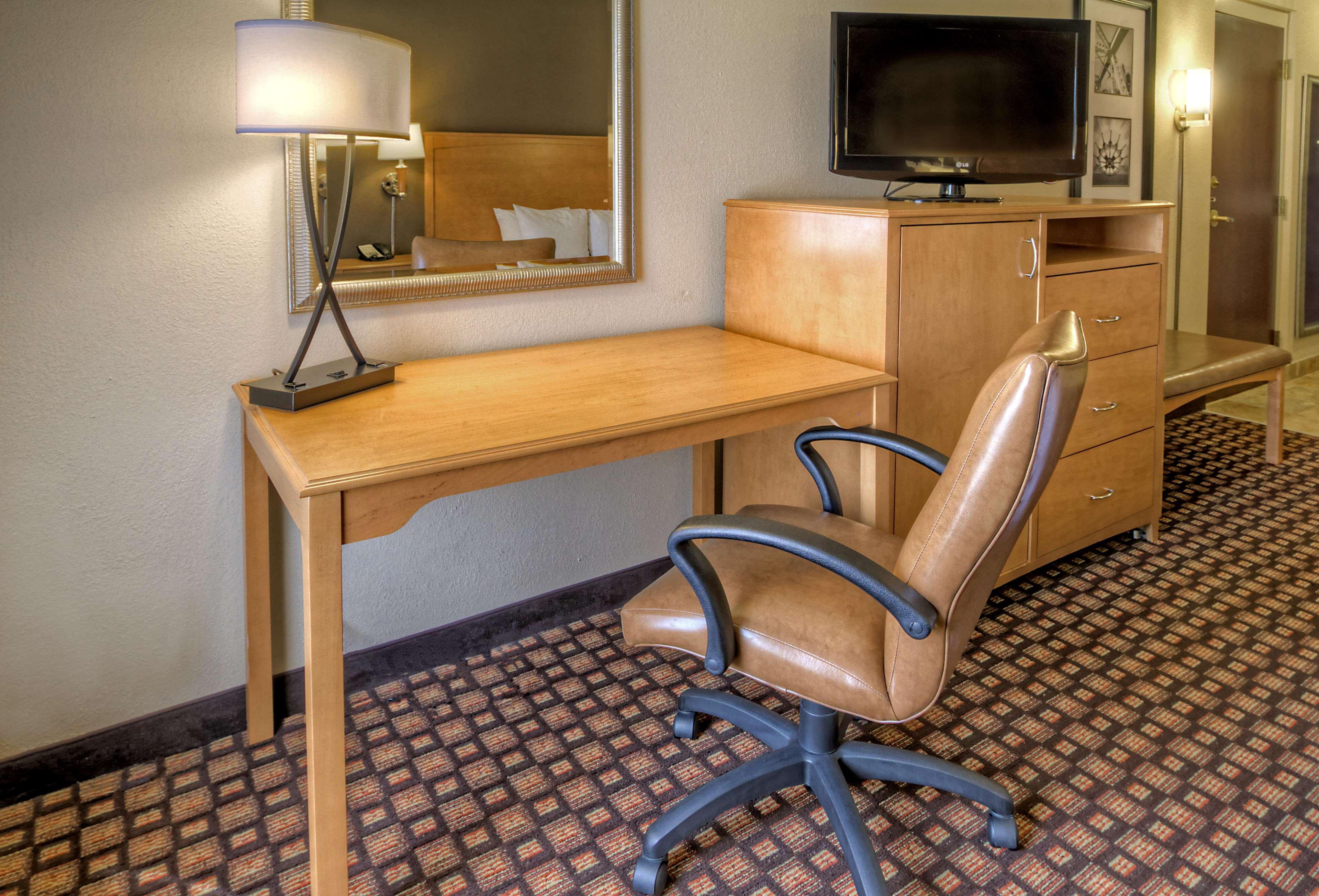 Hampton Inn & Suites Nashville-Vanderbilt-Elliston Place Exteriör bild