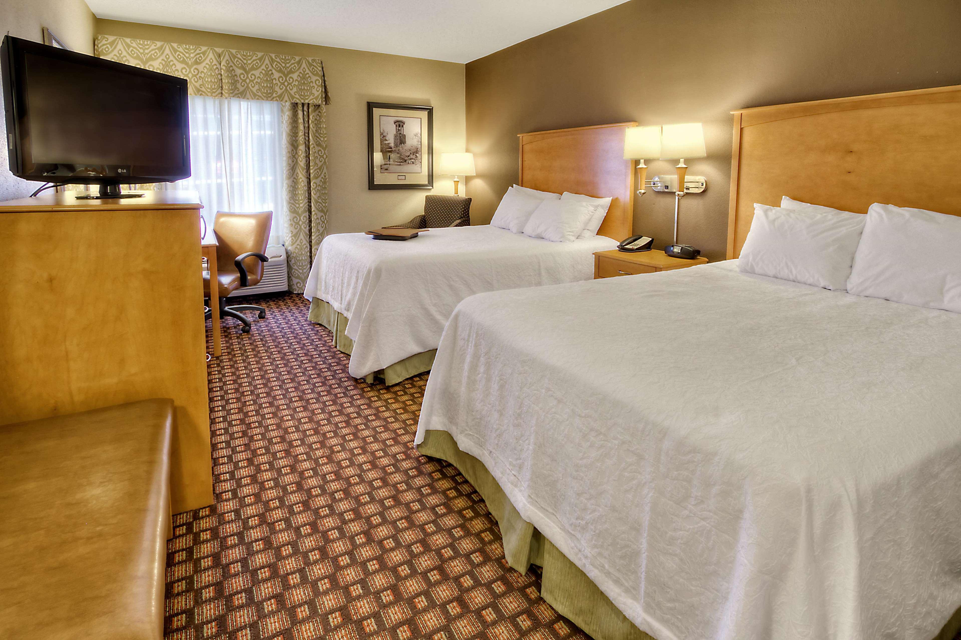 Hampton Inn & Suites Nashville-Vanderbilt-Elliston Place Exteriör bild