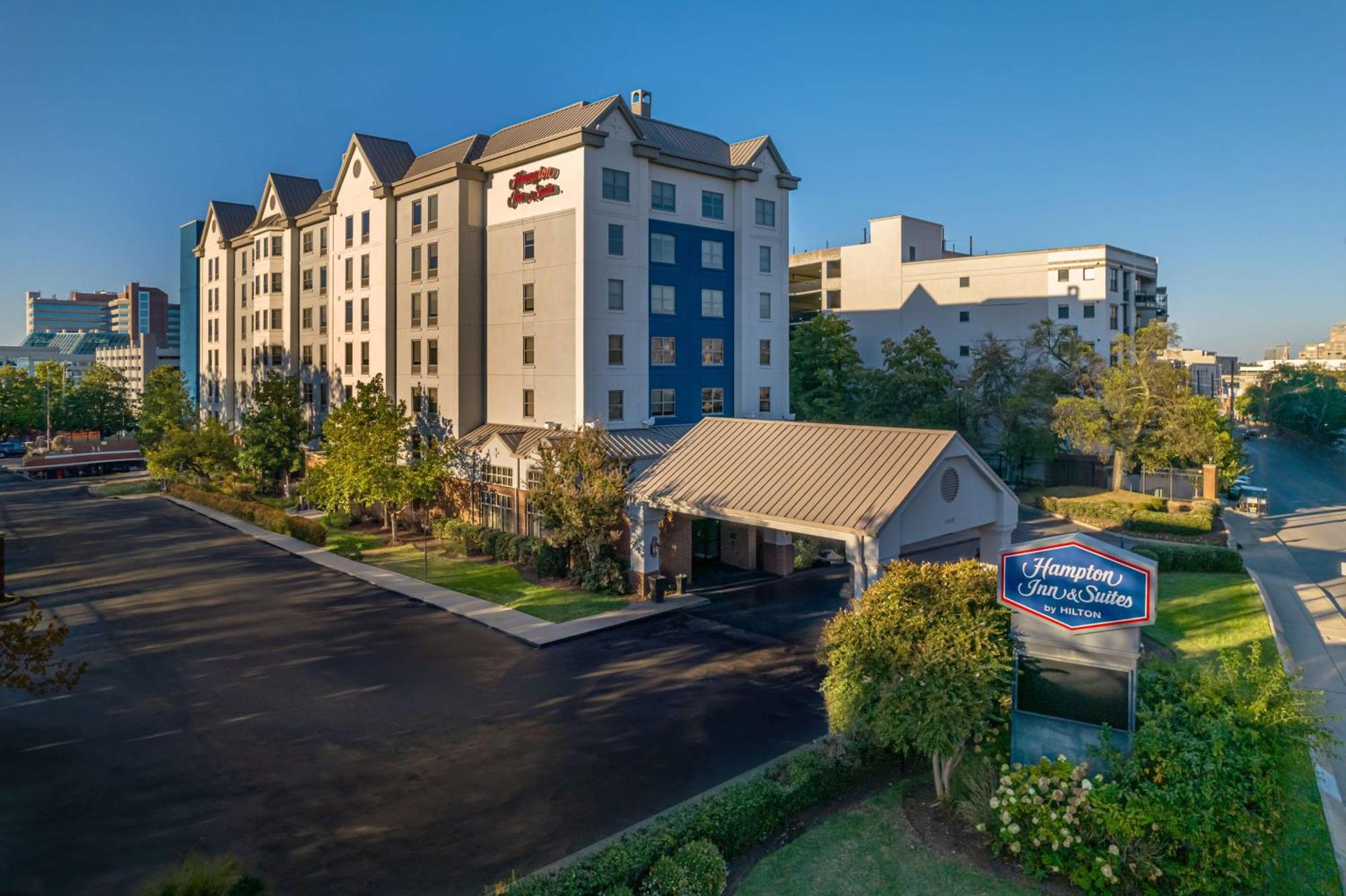 Hampton Inn & Suites Nashville-Vanderbilt-Elliston Place Exteriör bild