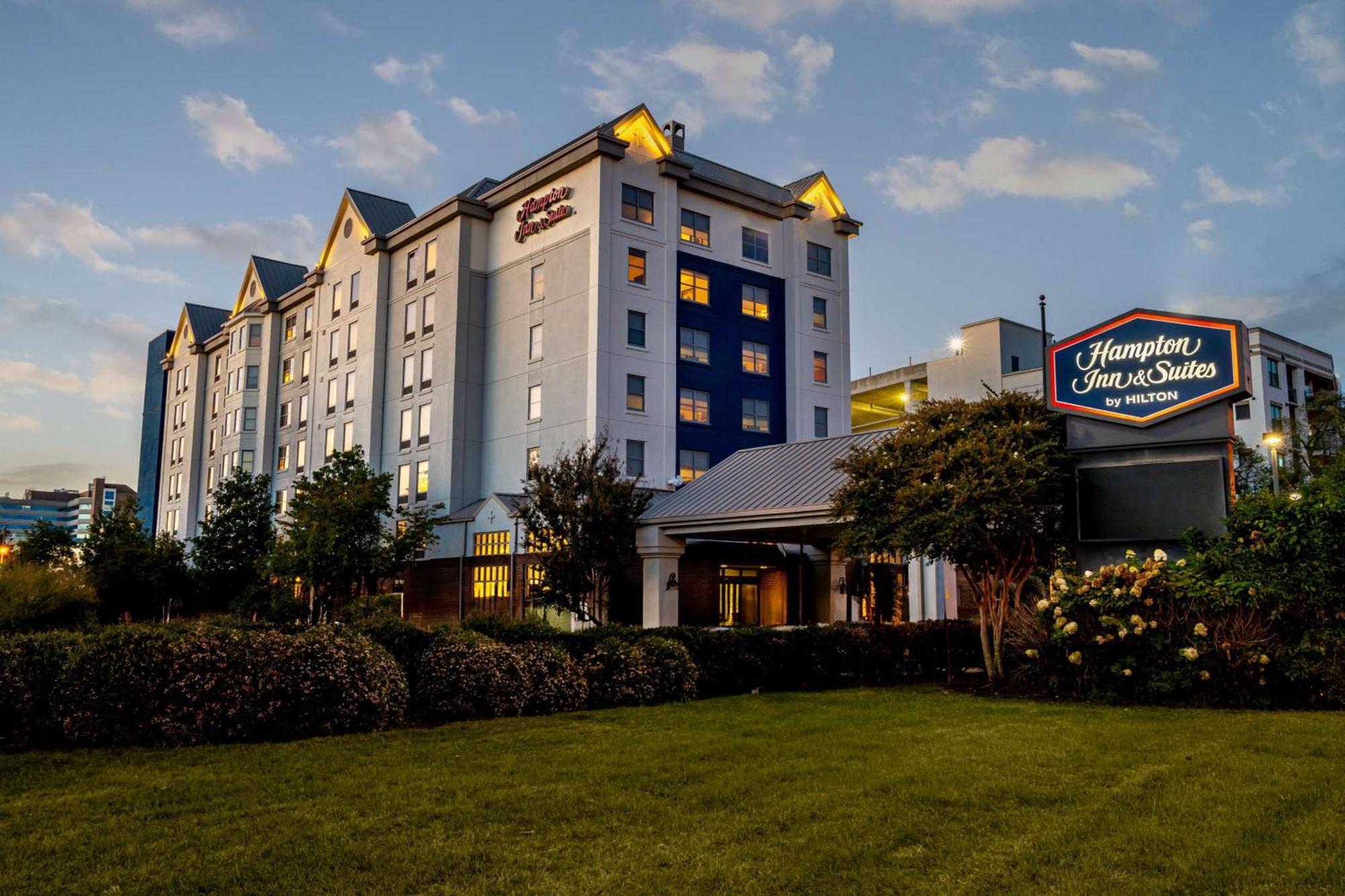 Hampton Inn & Suites Nashville-Vanderbilt-Elliston Place Exteriör bild