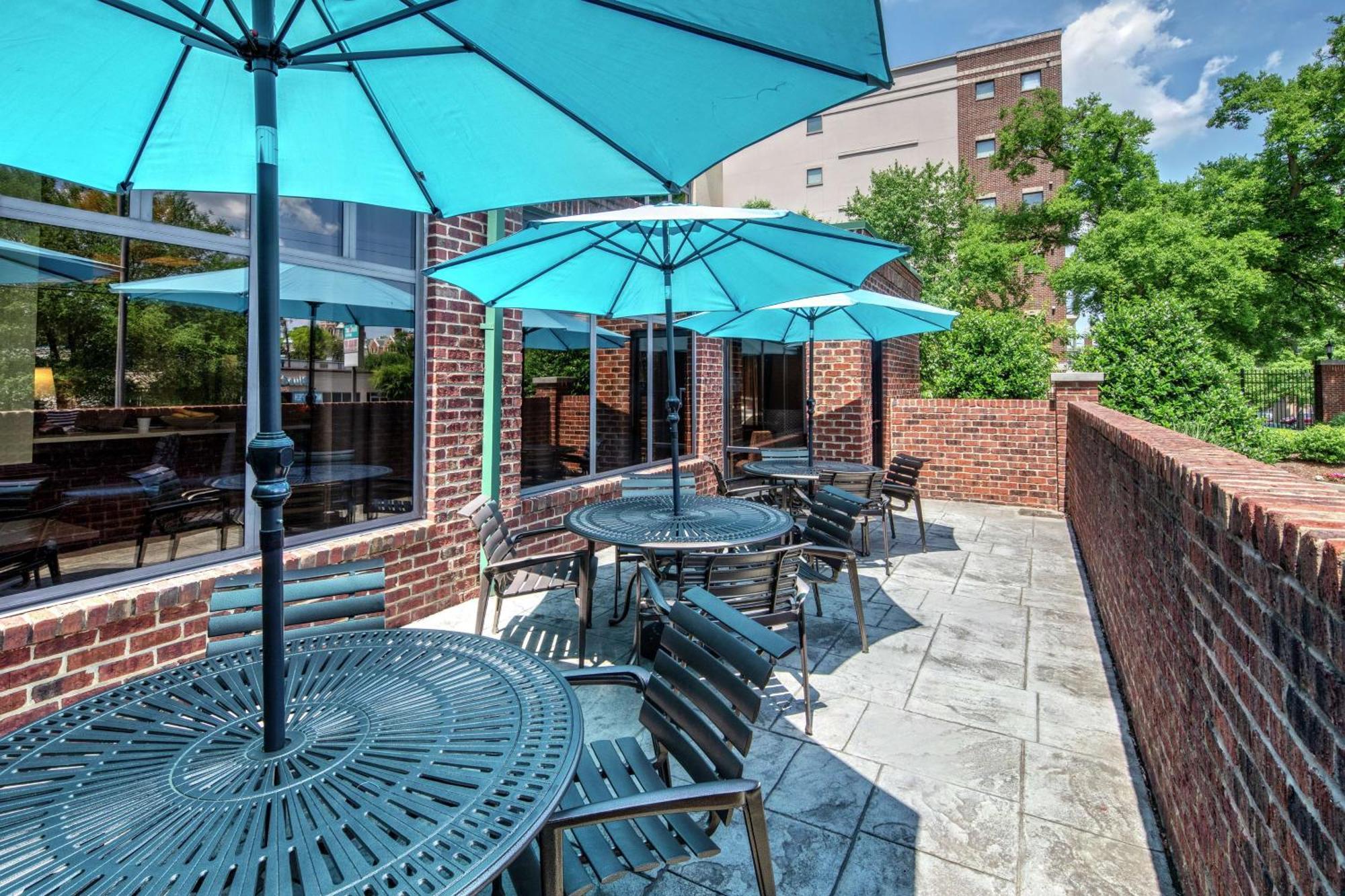 Hampton Inn & Suites Nashville-Vanderbilt-Elliston Place Exteriör bild