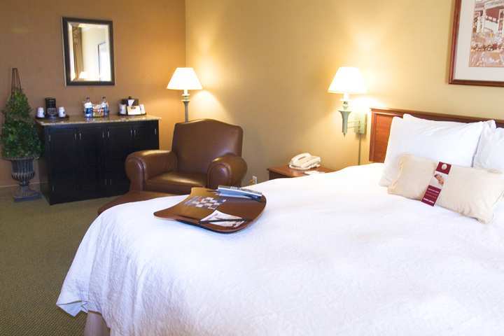 Hampton Inn & Suites Nashville-Vanderbilt-Elliston Place Exteriör bild